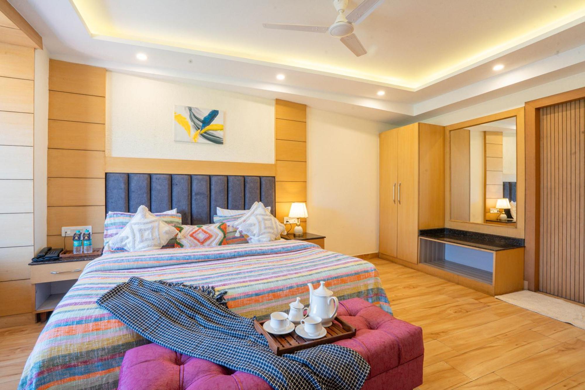 Super Hotel By Perfectstayz Mall Road Mussoorie Dış mekan fotoğraf