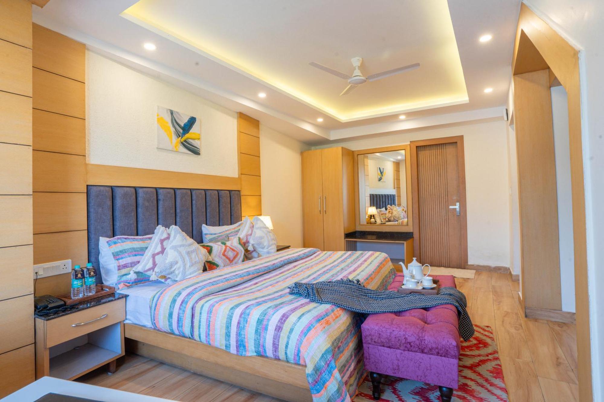 Super Hotel By Perfectstayz Mall Road Mussoorie Dış mekan fotoğraf