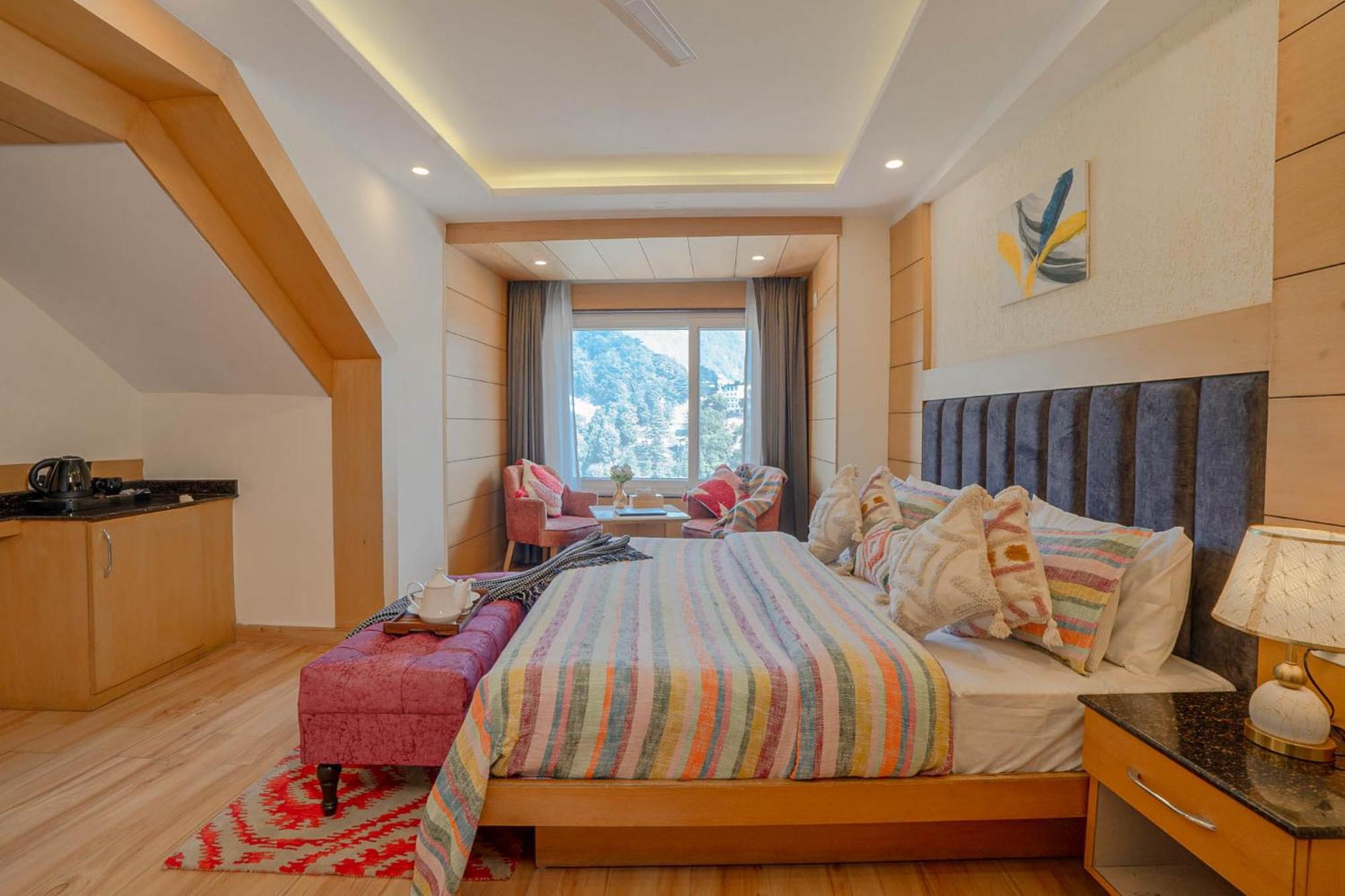 Super Hotel By Perfectstayz Mall Road Mussoorie Dış mekan fotoğraf