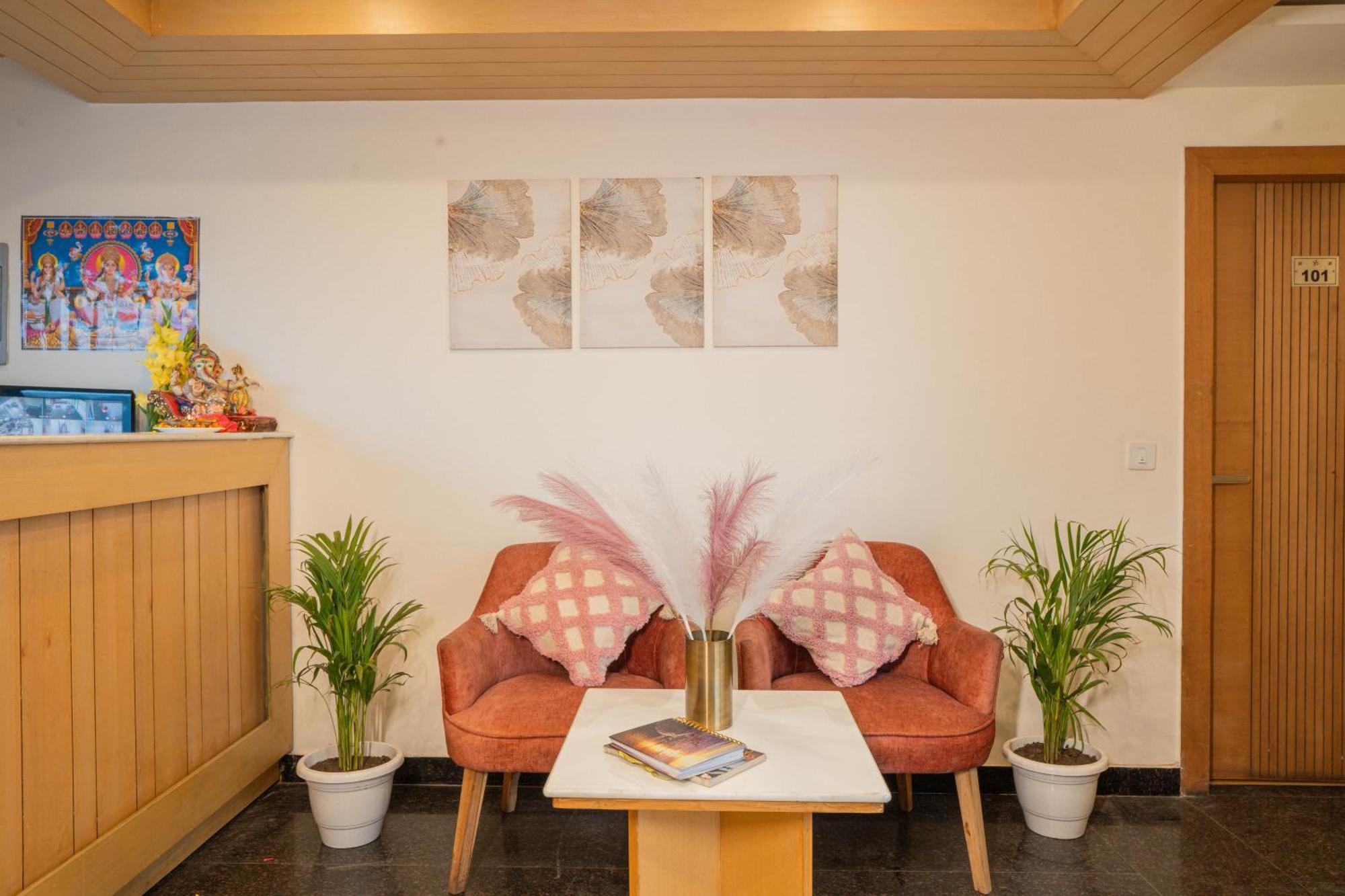 Super Hotel By Perfectstayz Mall Road Mussoorie Dış mekan fotoğraf