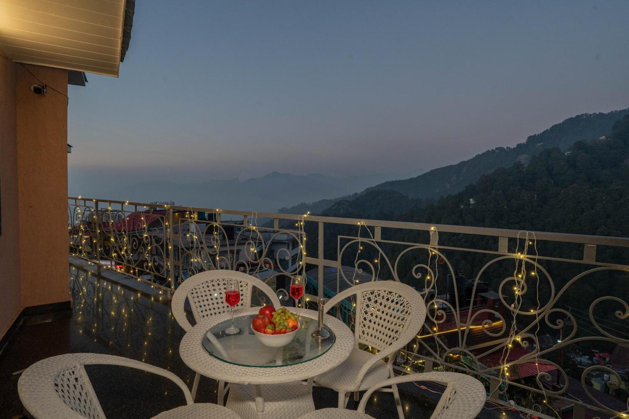 Super Hotel By Perfectstayz Mall Road Mussoorie Dış mekan fotoğraf